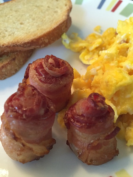bacon-rose-breakfast