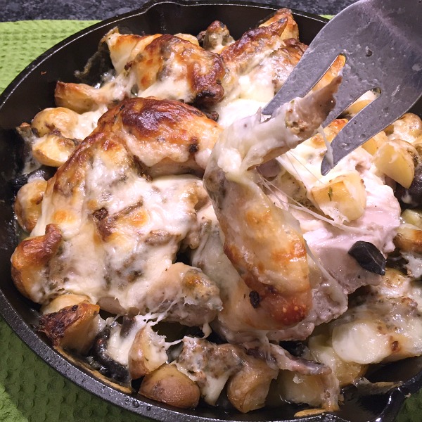 mozzarella-on-the-chicken