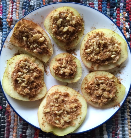 after-school-apple-snacks-on-a-plate