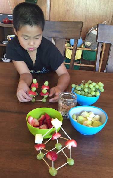 building-with-fruit