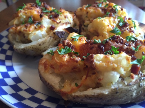 plate-of-jalapeno-popper-potatoes