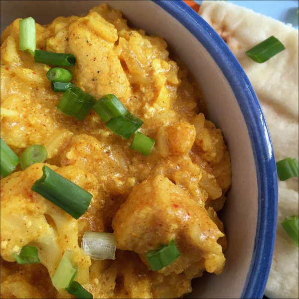 You need just 45 minutes to make this shortcut curried chicken skillet recipe, which is super filling, super flavorful, and naturally gluten free! Try this chicken curry with cauliflower & rice the next time you want to shake up your weeknight dinner routine.