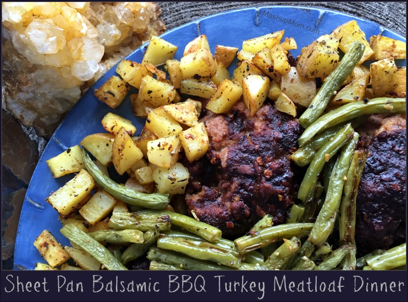 Mini turkey meatloaf with potatoes and green beans