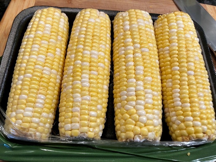 corn cobs on a tray