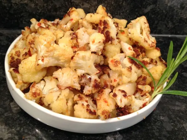 roasted-chili-garlic-cauliflower-2