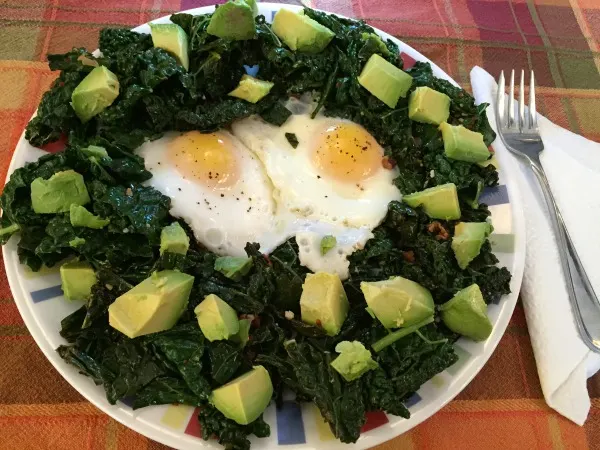 kale-nest-eggs