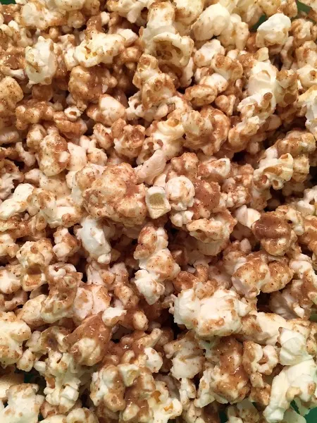 non-dairy-caramel-popcorn-2