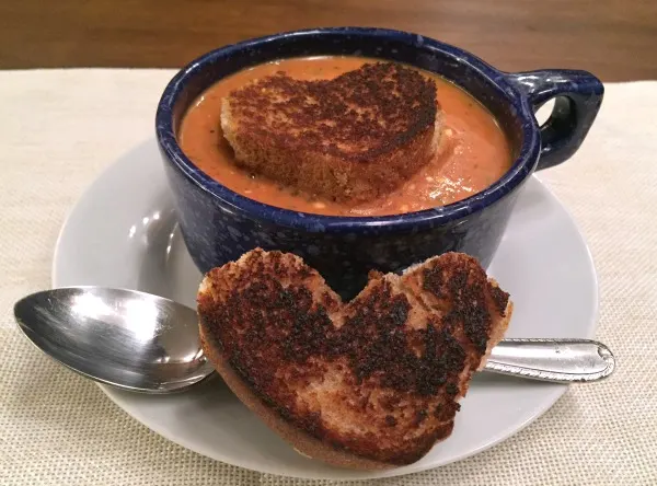 tomato soup with grilled cheese