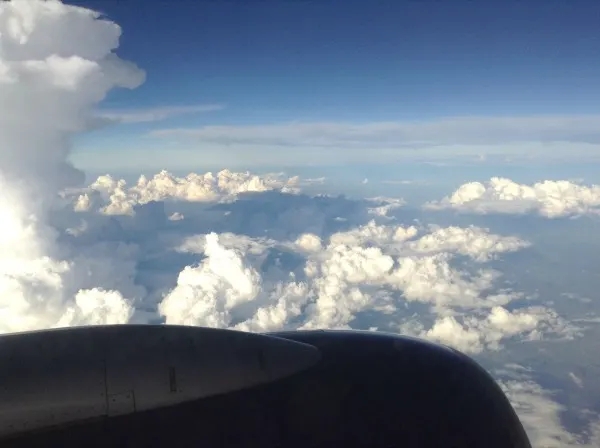 flying-to-florida-clouds