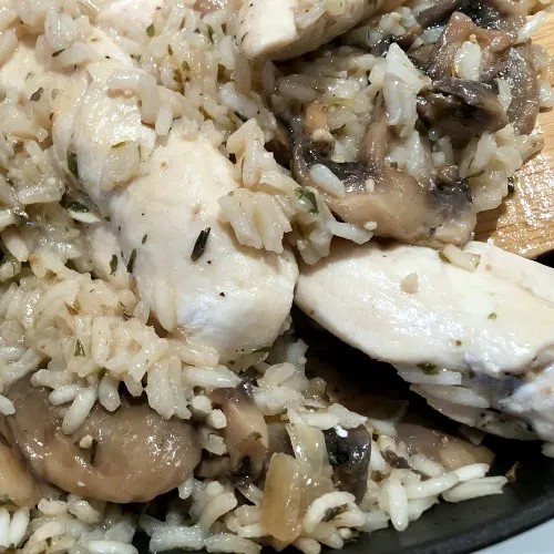 This savory "thyme for a one pan chicken mushroom rice skillet" is both filling and naturally gluten free: Browned butter adds an underlying nutty richness, while thyme brings out the umami flavor of the mushrooms. Have a green veggie with this easy one pot recipe (spinach works great) for a simple complete meal. 