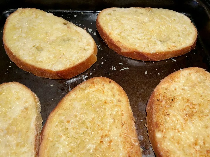 broiled garlic bread