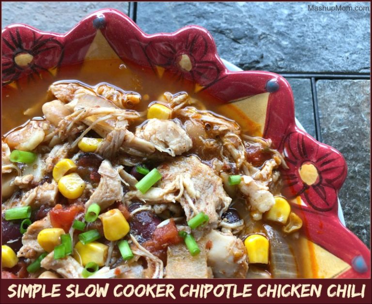 Simple Slow Cooker Chipotle Chicken Chili
