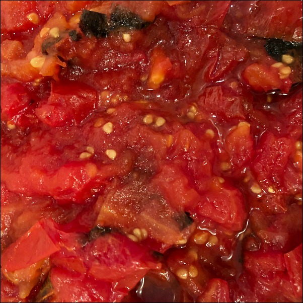 Feuergeröstete Tomatenwürfel