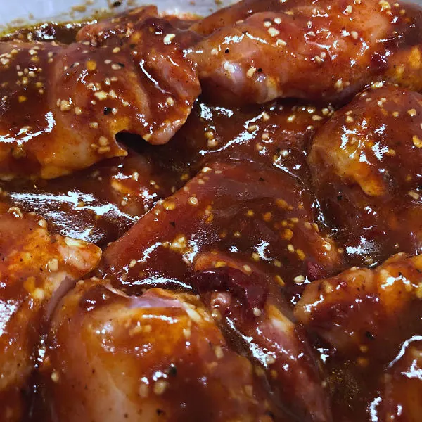 bbq sauce on chicken in crock-pot