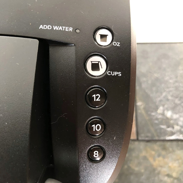 This Keurig With Carafe Uses Both K-Cups and Ground Coffee