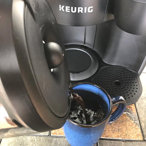 https://www.mashupmom.com/wp-content/uploads/2019/09/pouring-keurig-coffee.jpg