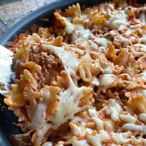 serve portions of the easy cheesy pasta skillet