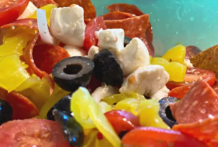 chop up pasta salad ingredients