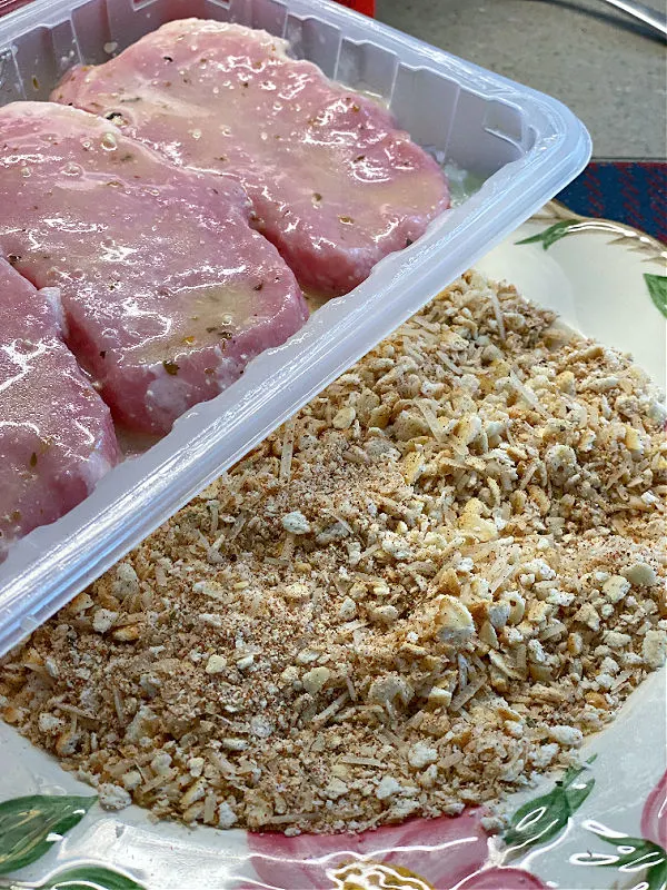 pork chops and cracker crumble mixture