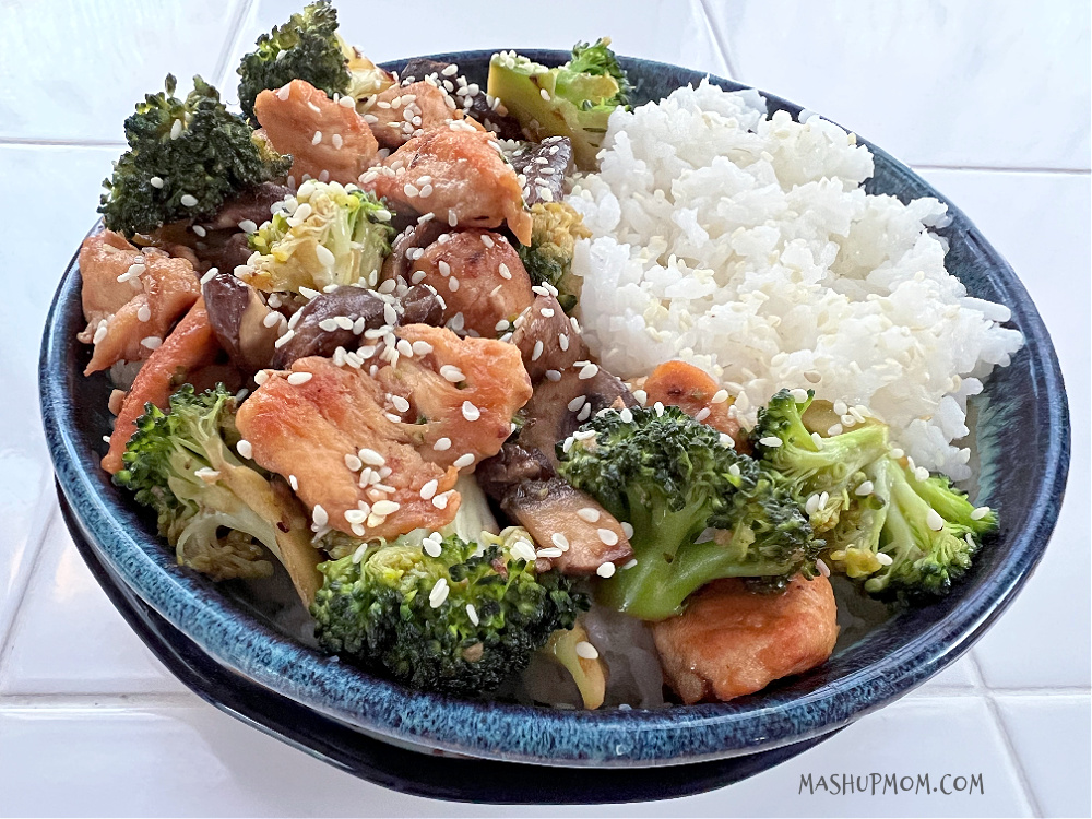 chicken broccoli stir fry and rice in a bowl