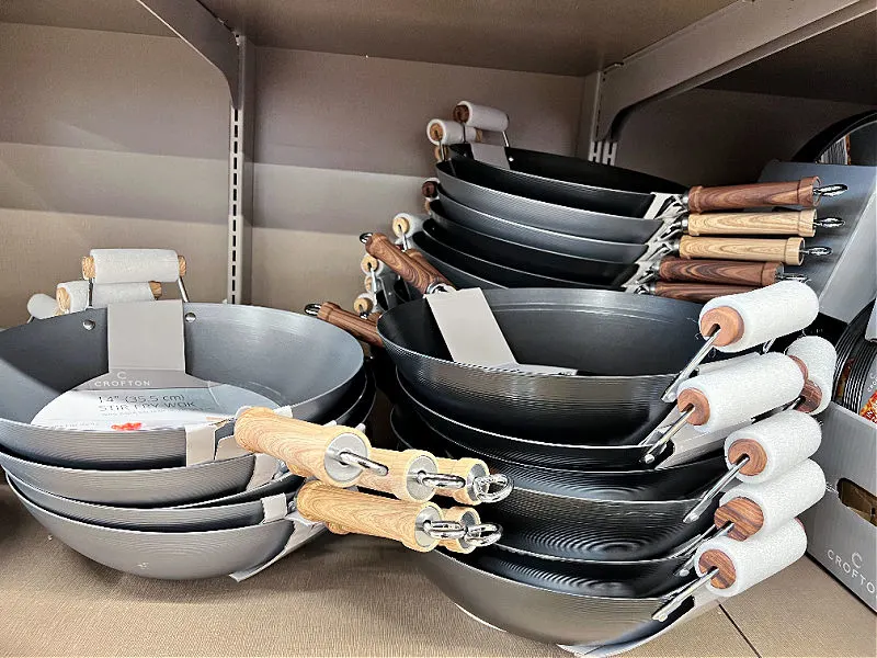 aldi woks gray and black with wooden handles
