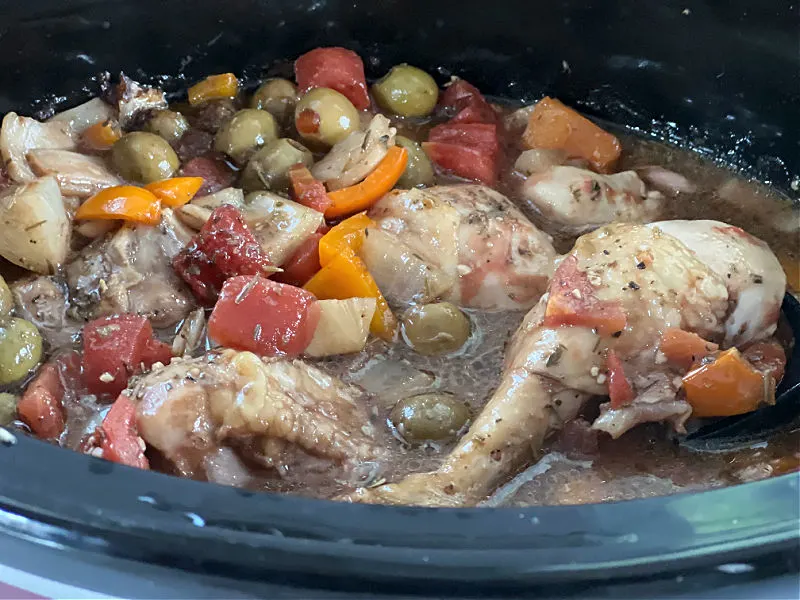 finished chicken in the slow cooker