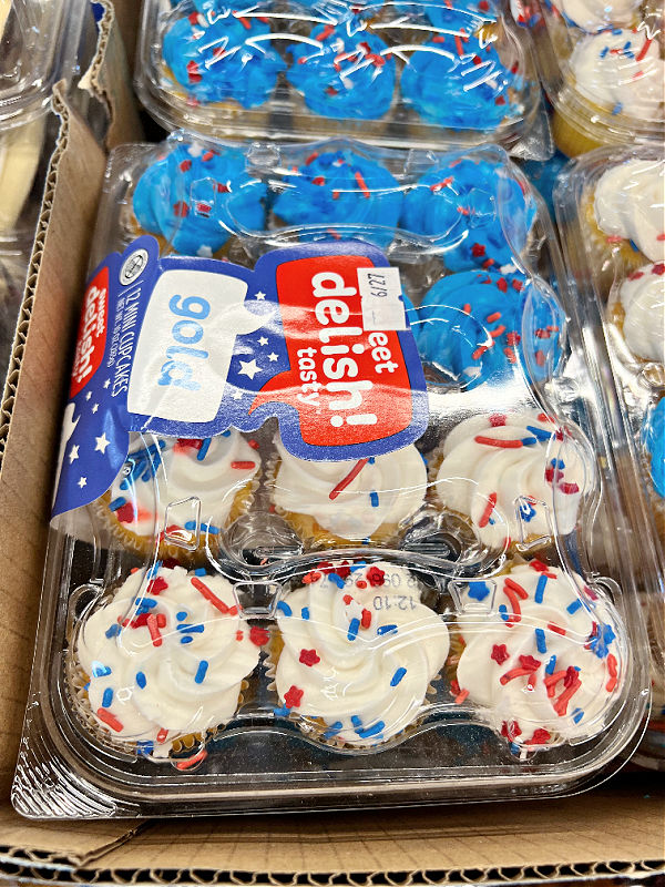 patriotic mini cupcakes