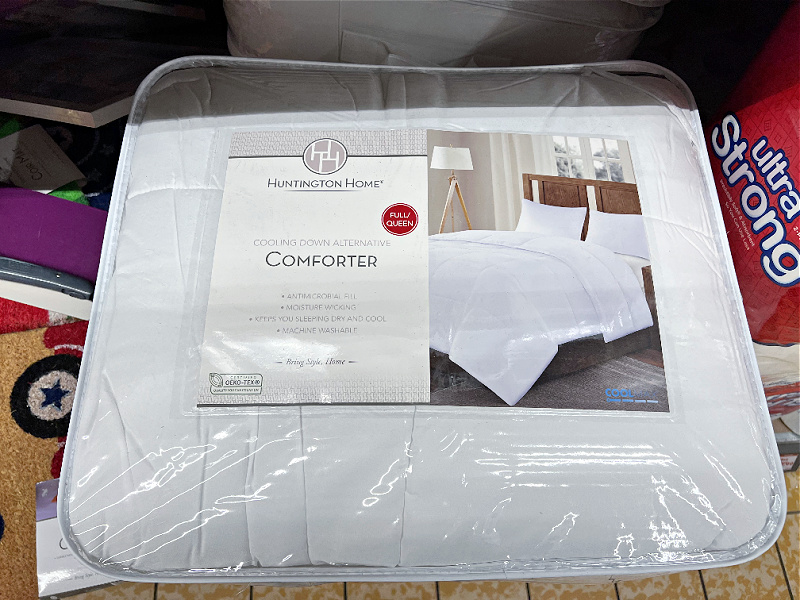white down alternative cooling comforter