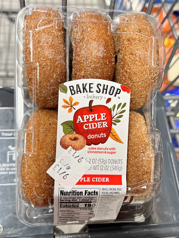 apple cider donuts at aldi