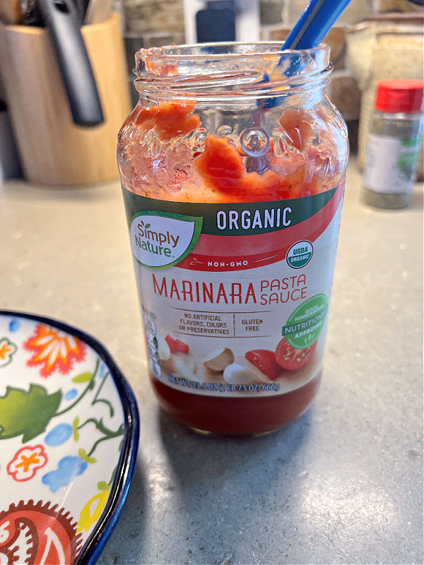 jar of organic marinara sauce from aldi