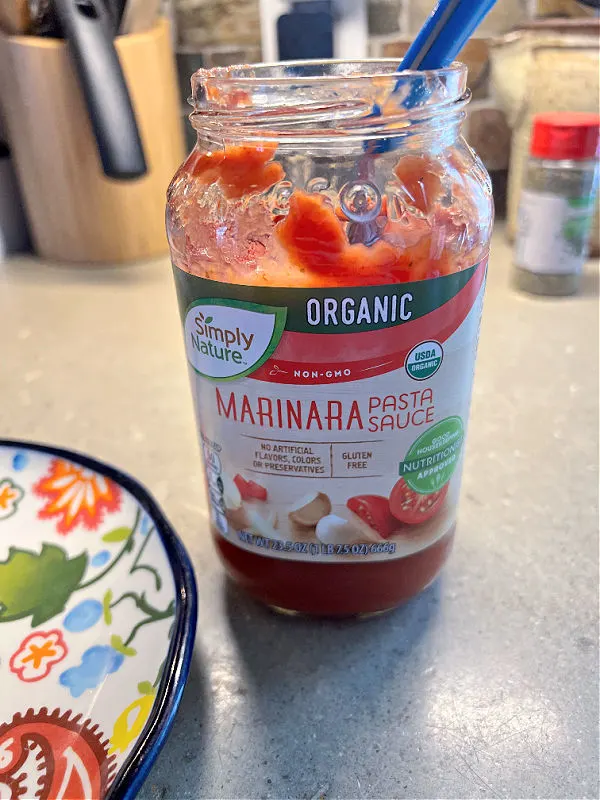 jar of organic marinara sauce from aldi