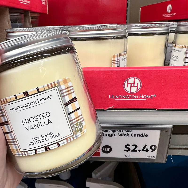 frosted vanilla candle