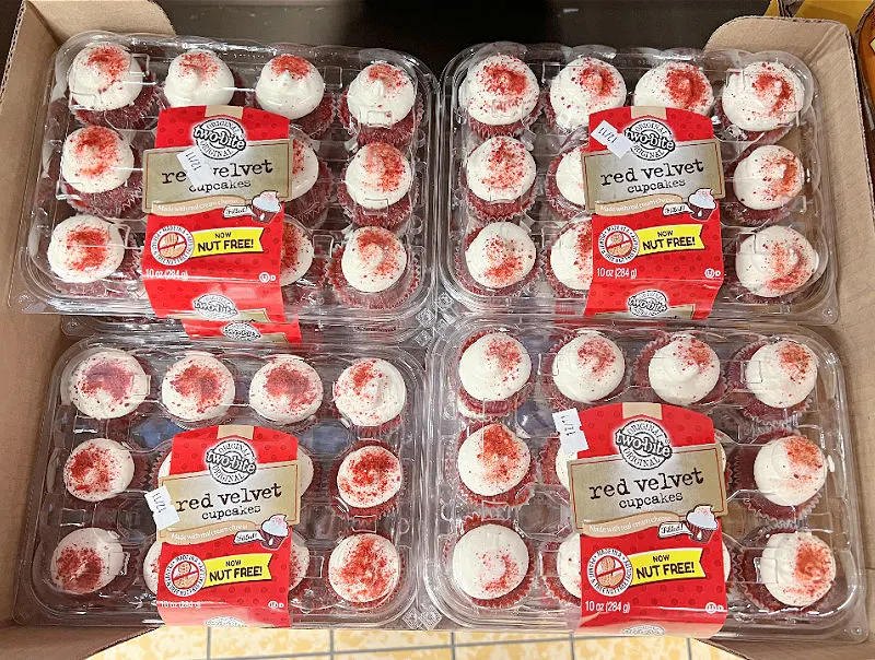 red velvet cupcakes