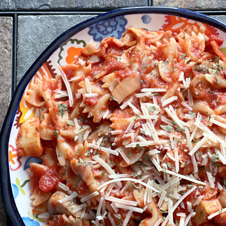 Easy Artichoke Mushroom Pasta