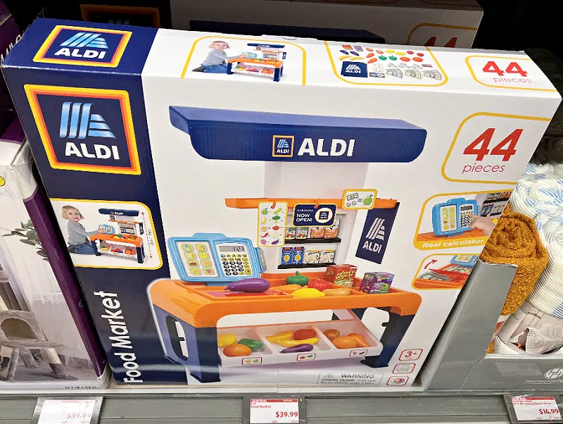 aldi food market play set