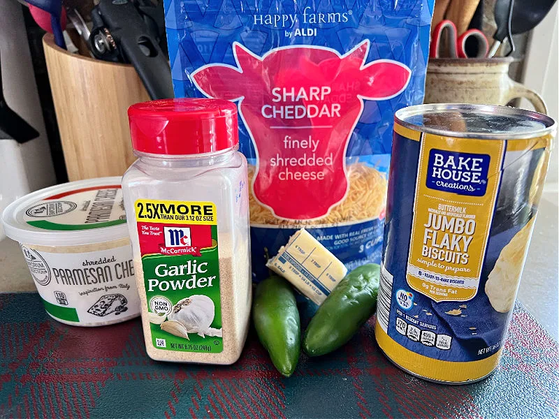 cheddar jalapeño bread ingredients